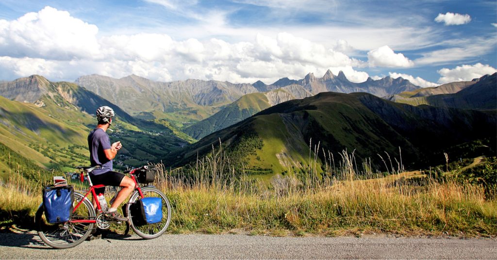Applis, itinéraires, conseils : le vélotourisme n’a jamais été aussi facile ! Applis, itinéraires, conseils : le vélotourisme n’a jamais été aussi facile !