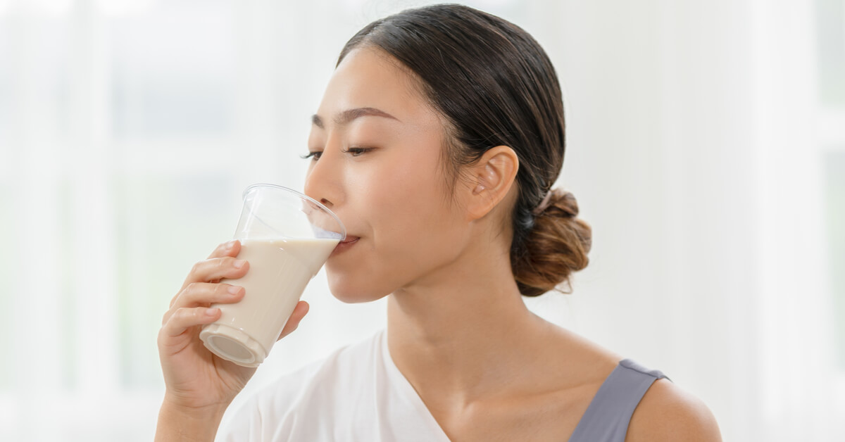 La recette du lait de noisette, une boisson végétale riche et gourmande La recette du lait de noisette, une boisson végétale riche et gourmande