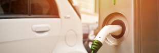 Voiture électrique à 100 euros par mois : ce sera bien en 2023